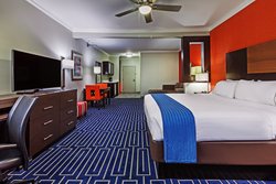  - Holiday Inn Express & Suites East Houston - I-10, Exits 776B & 778A
