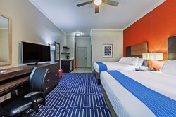  - Holiday Inn Express & Suites East Houston - I-10, Exits 776B & 778A