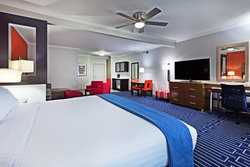  - Holiday Inn Express & Suites East Houston - I-10, Exits 776B & 778A
