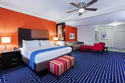  - Holiday Inn Express & Suites East Houston - I-10, Exits 776B & 778A