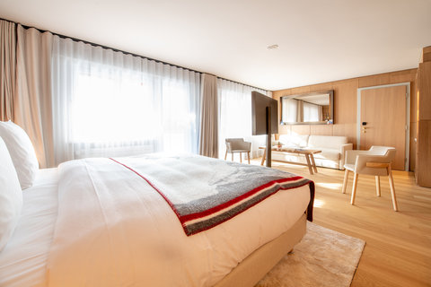 HOTEL SCHWEIZERHOF ZERMATT - Photo 9