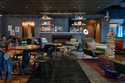  - Moxy Hotel by Marriott Midtown Atlanta - I-75 & I-85, Exit 250
