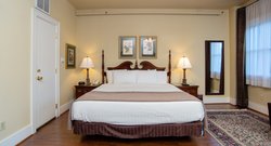  - Marqueen Hotel Seattle