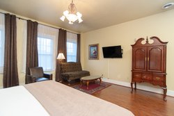  - Marqueen Hotel Seattle