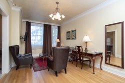  - Marqueen Hotel Seattle