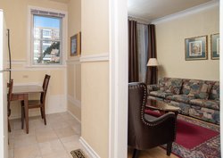  - Marqueen Hotel Seattle