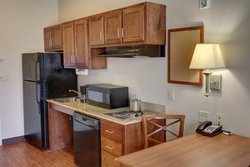 - Candlewood Suites Texarkana - I-30, Exit 220B