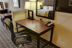  - Holiday Inn Express & Suites Texarkana - I-30, Exit 1