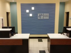  - Holiday Inn Express & Suites North Humble