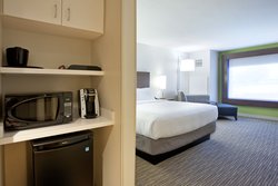  - Holiday Inn Express & Suites Downtown Austin - I-35, Exit 234B