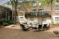  - Holiday Inn Express Airport Nashville - I-40, Exit 216