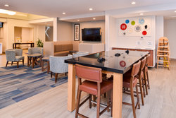  - Holiday Inn Express & Suites Lacey - I-5, Exit 108