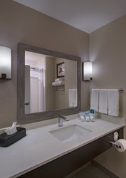  - Holiday Inn Express & Suites Four Points Austin