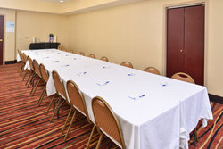  - Holiday Inn Express & Suites Airport Austin