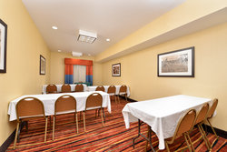  - Holiday Inn Express & Suites Airport Austin