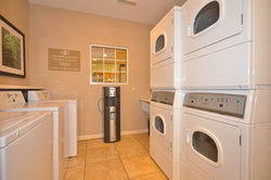  - Candlewood Suites Clarksville - I-24, Exit 4