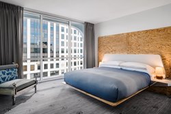  - Line Hotel Downtown Austin - I-35, Exit 234A