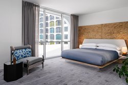  - Line Hotel Downtown Austin - I-35, Exit 234A