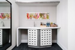  - Line Hotel Downtown Austin - I-35, Exit 234A