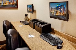  - Holiday Inn Express & Suites Warwick
