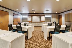  - Holiday Inn Express & Suites Warwick