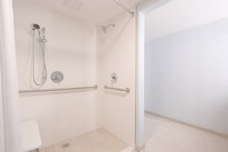  - Holiday Inn Express Waltham