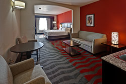  - Holiday Inn Express & Suites Airport Maize