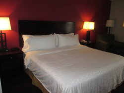  - Holiday Inn Express Cloverdale - I-70, Exit 41