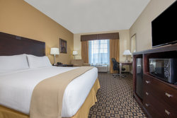  - Holiday Inn Express & Suites Clovis