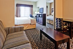  - Holiday Inn Express & Suites Clovis