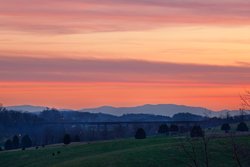  - Holiday Inn Express Johnson City - I-26, Exit 17