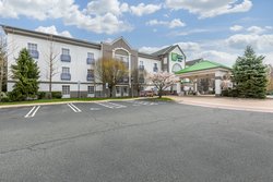  - Holiday Inn Express Mt Arlington - I-80, Exit 30