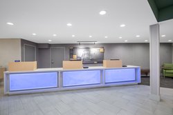  - Holiday Inn Express Airport at Old Town San Diego - I-5, Exit 19