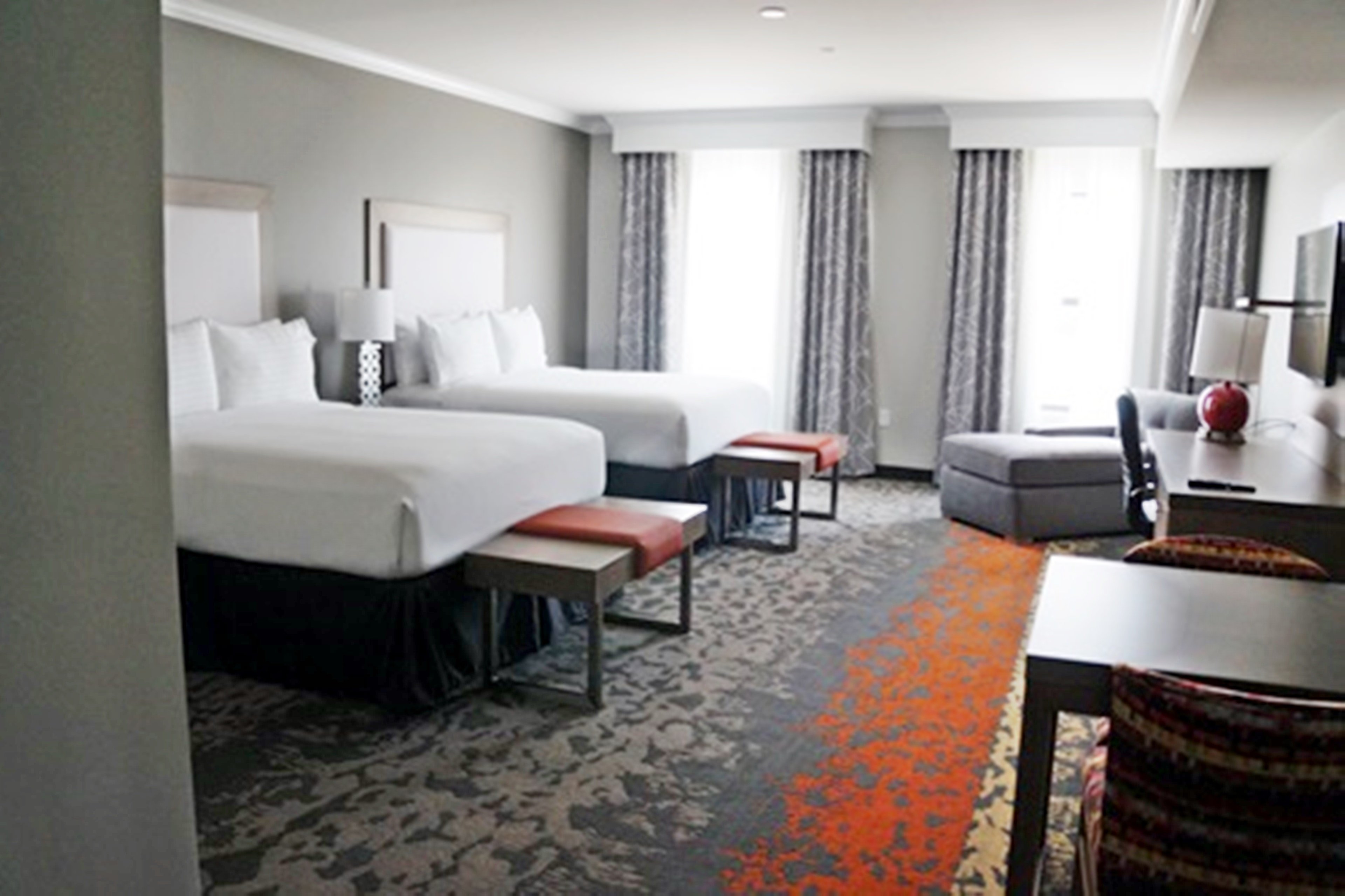 HOLIDAY INN NE - BUSH AIRPORT AREA-guestroom-Two Queens Guest Room.jpg