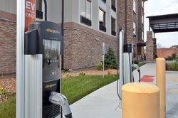  - Holiday Inn Express & Suites St Louis Airport - I-70, Exit 236 & 237