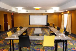  - Holiday Inn Express & Suites St Louis Airport - I-70, Exit 236 & 237