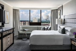  - Ritz-Carlton Hotel Atlanta - I-75 & I-85, Exit 249B & 249C