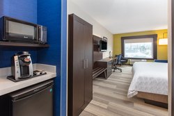 - Holiday Inn Express & Suites Seaside
