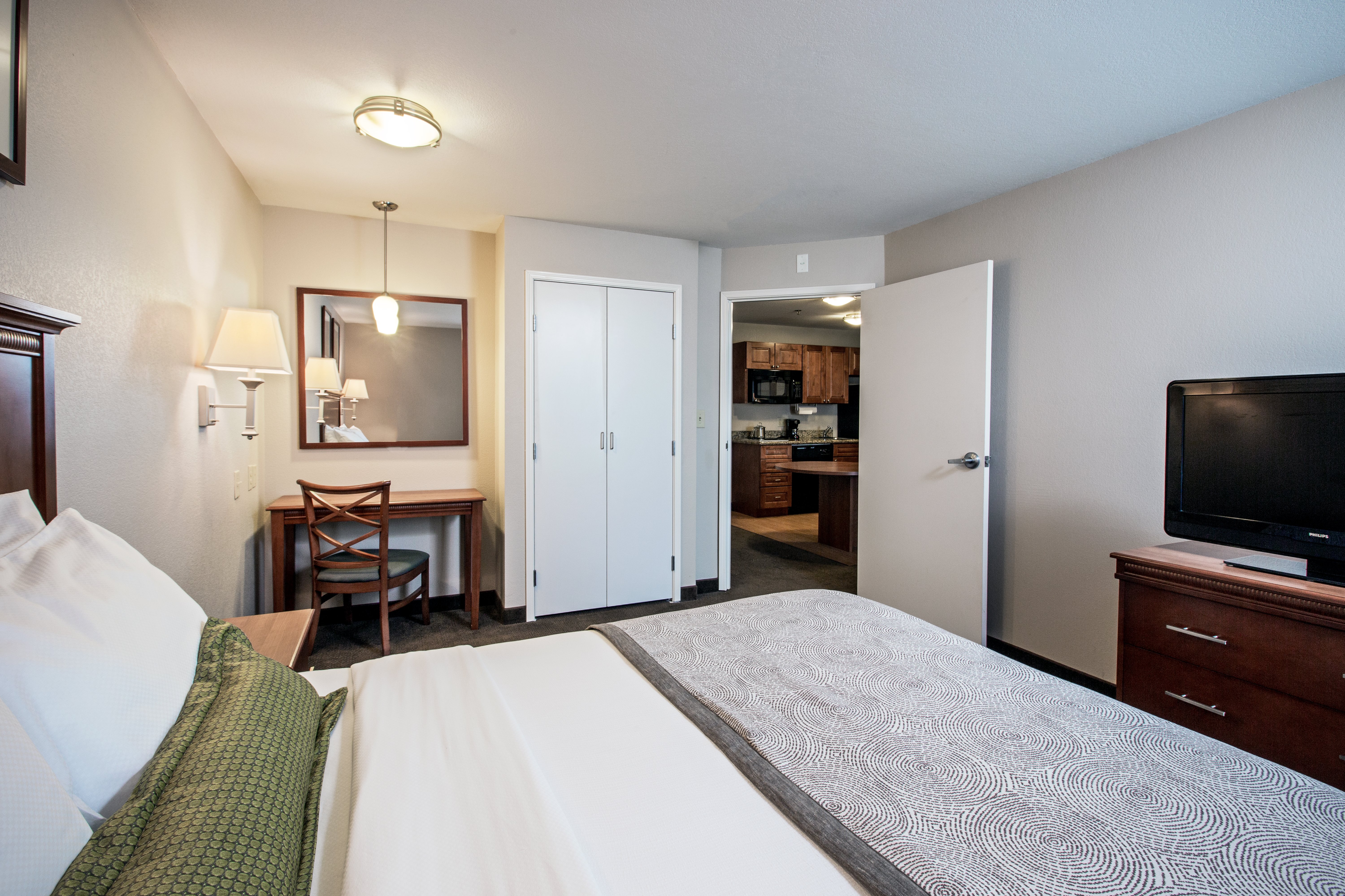 CANDLEWOOD SUITES BY IHG-guestroom-Suite.jpg