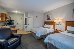  - Candlewood Suites Perrysburg - I-75, Exit 193