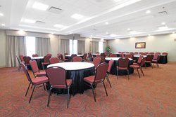  - Holiday Inn Express Banff Trail Calgary