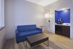  - Holiday Inn Express Tiffin