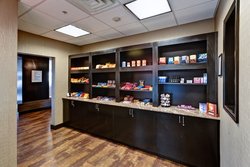  - Holiday Inn Express & Suites Airport Maize