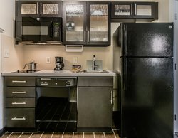  - Candlewood Suites Downtown Hartford - I-91, Exit 32