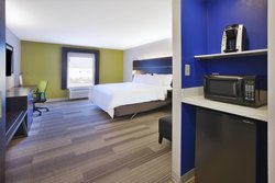  - Holiday Inn Express Tiffin