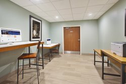  - Holiday Inn Express Tiffin