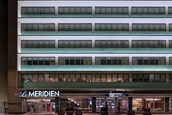  - Le Meridien Hotel Downtown Houston - I-45, Exit 47B & 47C
