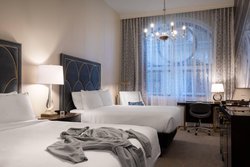  - Hotel Saint Louis Downtown - I-44, Exits 292 & 292B