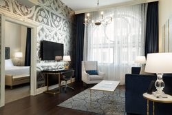  - Hotel Saint Louis Downtown - I-44, Exits 292 & 292B