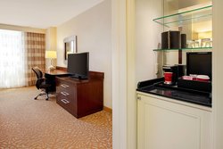  - Marriott Hotel Downtown Milwaukee - I-794, Exit 1E